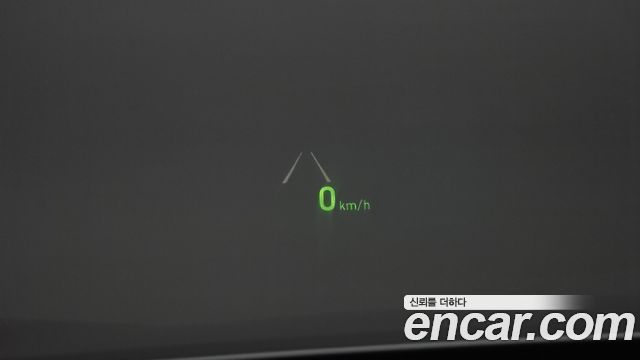 Genesis G80 2018 — photo 23