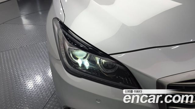 Genesis G80 2018 — photo 8