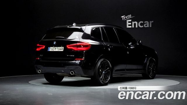 BMW X3 2019 — photo 2