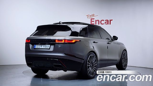 Land Rover Range Rover Velar 2018 — photo 2