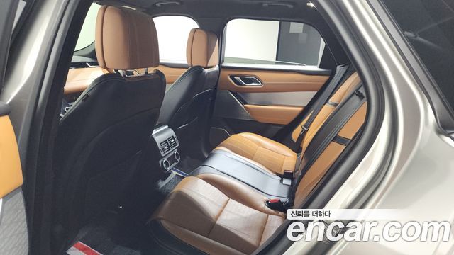 Land Rover Range Rover Velar 2018 — photo 27