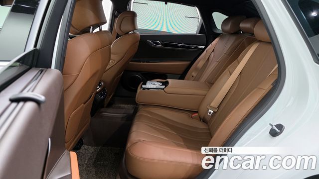 Genesis G80 2022 — photo 18