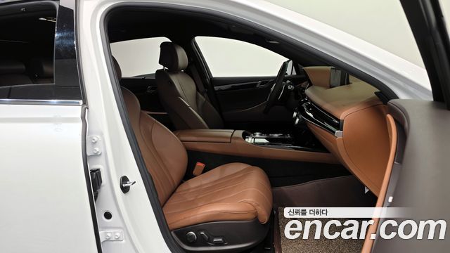 Genesis G80 2022 — photo 16