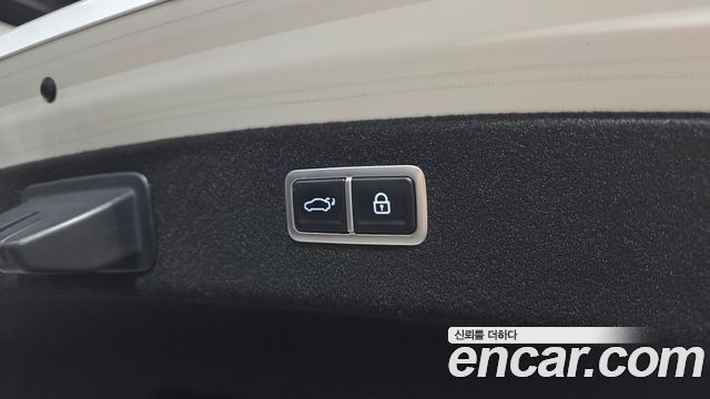 Genesis G80 2022 — photo 32