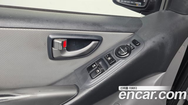 Hyundai Starex 2017 — photo 29