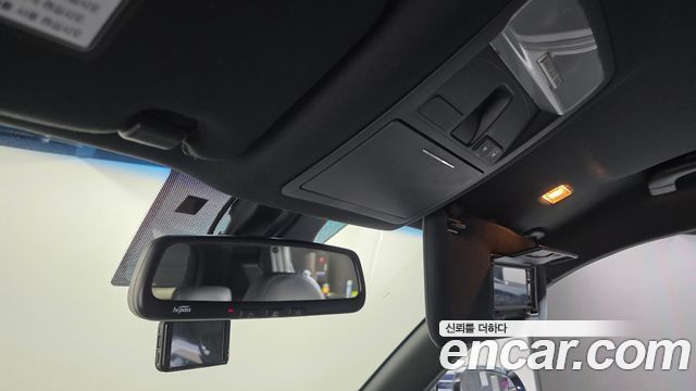 KG Mobility Rexton 2018 — photo 23