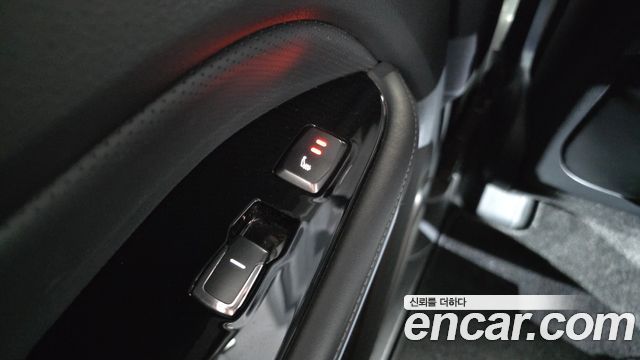 KG Mobility Rexton 2018 — photo 25