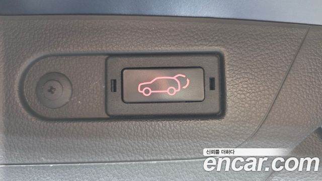 KG Mobility Rexton 2018 — photo 27