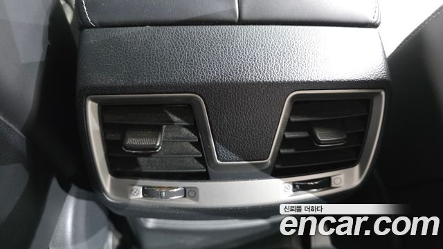 KG Mobility Rexton 2018 — photo 28