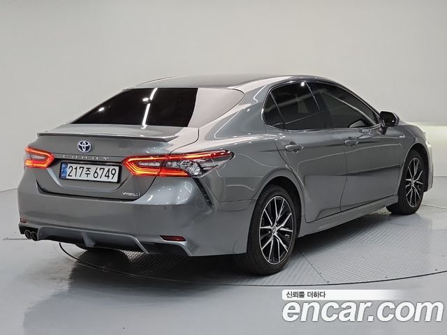 Toyota Camry 2024 — photo 4