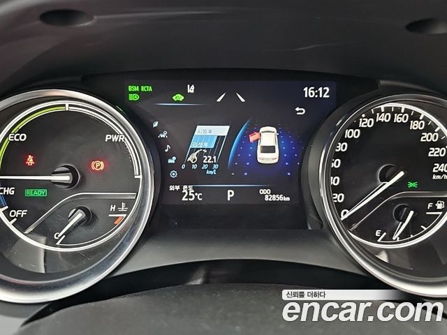 Toyota Camry 2024 — photo 8