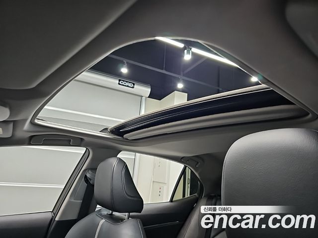 Toyota Camry 2024 — photo 12