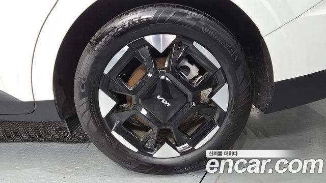 Kia Canival 2024 — photo 7