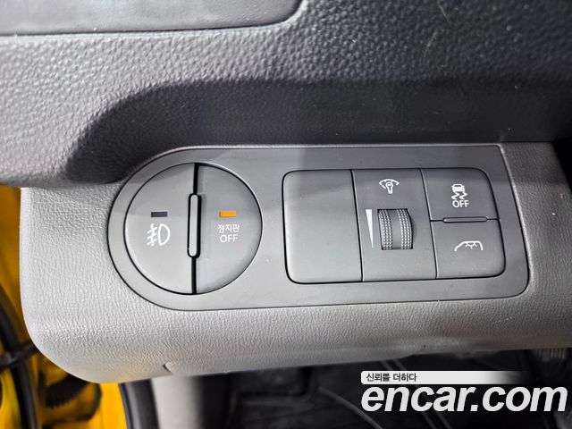 Hyundai Starex 2015 — photo 17