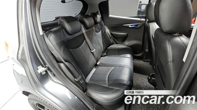 Chevrolet Korea Spark 2017 — photo 11