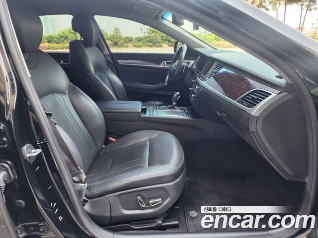 Hyundai Genesis 2016 — photo 17