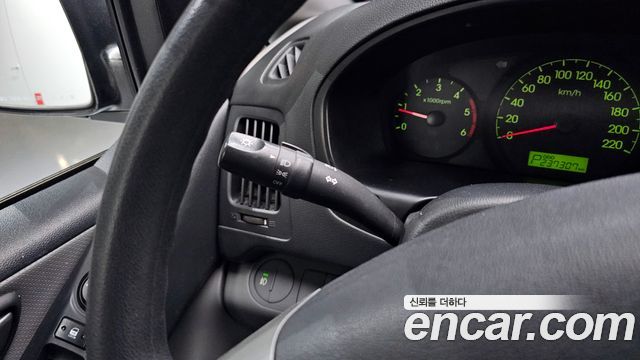 Hyundai Starex 2015 — photo 17