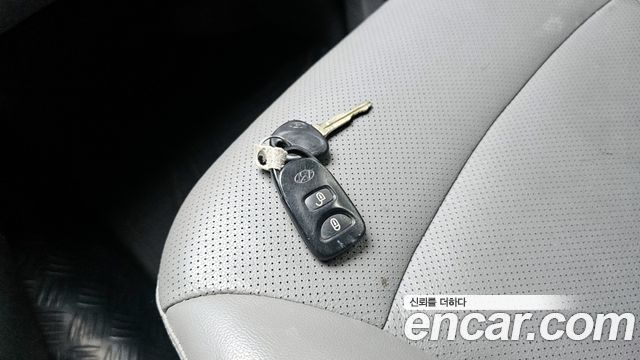 Hyundai Starex 2015 — photo 18