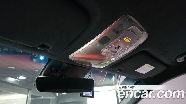 Genesis GV70 2021 — photo 23