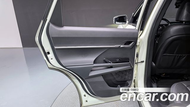 KG Mobility Torres 2024 — photo 15