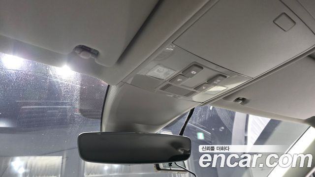 Volkswagen Tiguan 2018 — photo 18