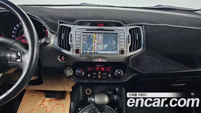 Kia Sportage 2014 — photo 16