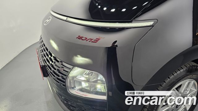 Hyundai Staria 2025 — photo 8