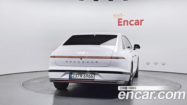 Hyundai Grandeur 2023 — photo 4