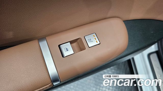 Hyundai Grandeur 2023 — photo 18
