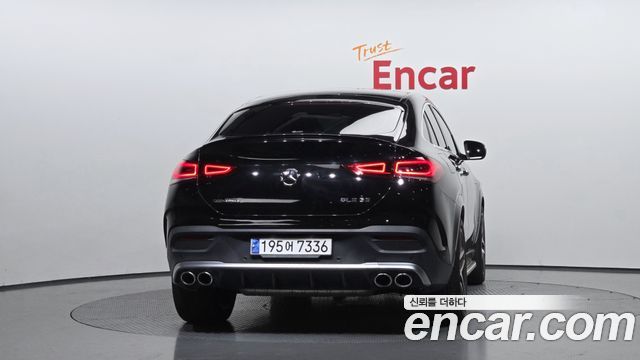 Mercedes-Benz GLE-Class 2023 — photo 4