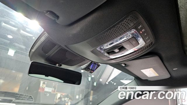 Mercedes-Benz GLE-Class 2023 — photo 18