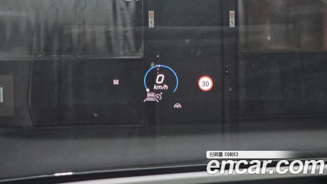 Mercedes-Benz GLE-Class 2023 — photo 19