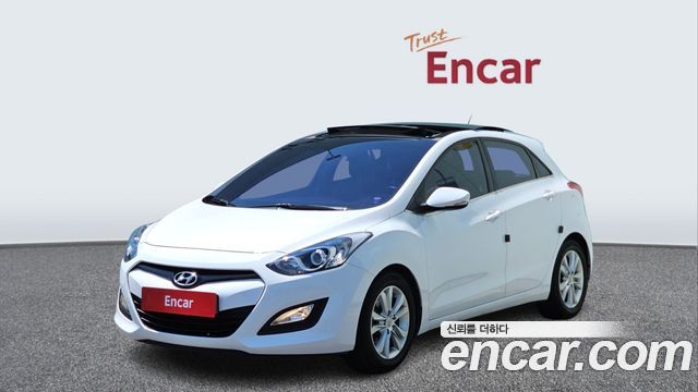 Hyundai i30 2014 — photo 1