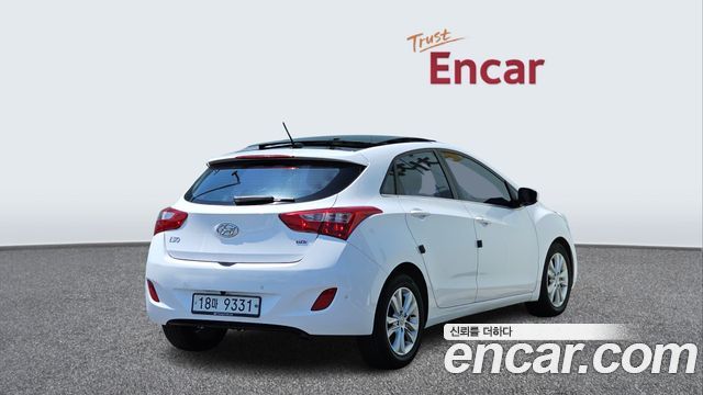 Hyundai i30 2014 — photo 2