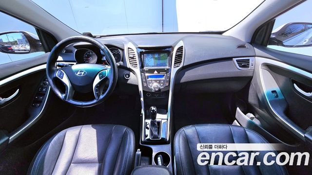 Hyundai i30 2014 — photo 7