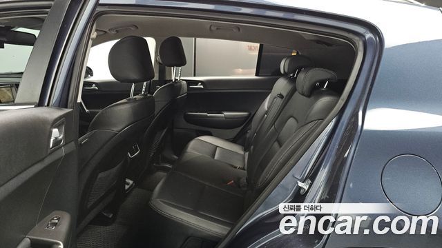 Kia Sportage 2017 — photo 11