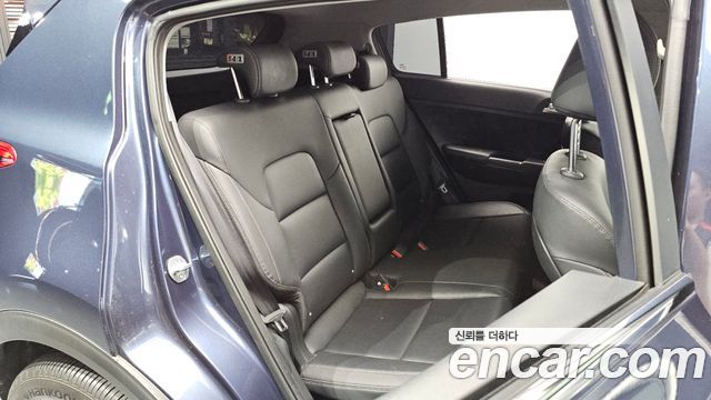Kia Sportage 2017 — photo 12