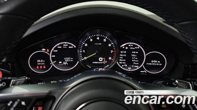 Porsche Cayenne 2023 — photo 8