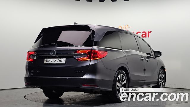 Honda Odyssey 2019 — photo 2