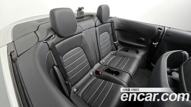 Mercedes-Benz C-Class 2017 — photo 17