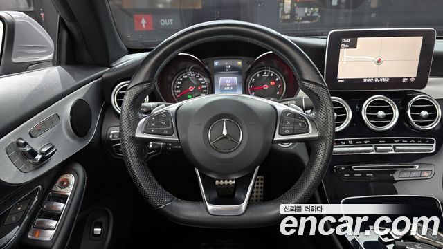Mercedes-Benz C-Class 2017 — photo 19