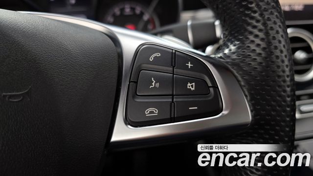 Mercedes-Benz C-Class 2017 — photo 30