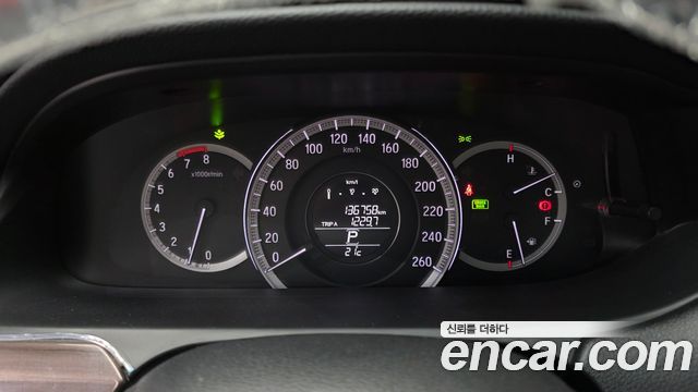 Honda Accord 2017 — photo 8
