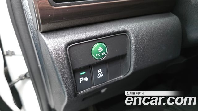 Honda Accord 2017 — photo 16