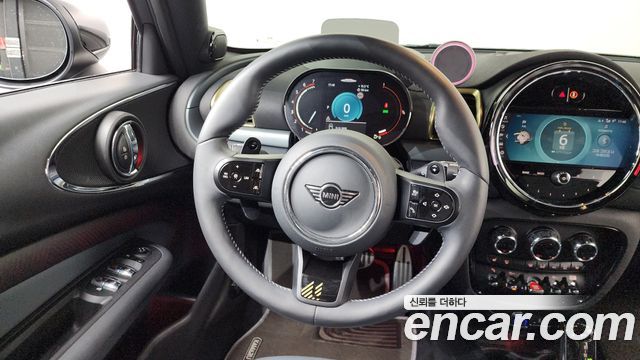 Mini Clubman 2024 — photo 18