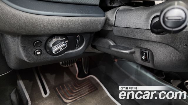 Mini Clubman 2024 — photo 25