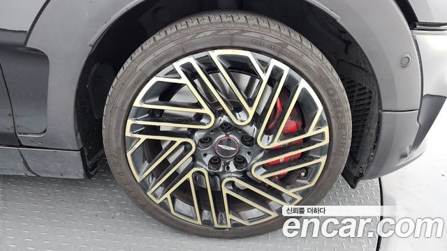 Mini Clubman 2024 — photo 7