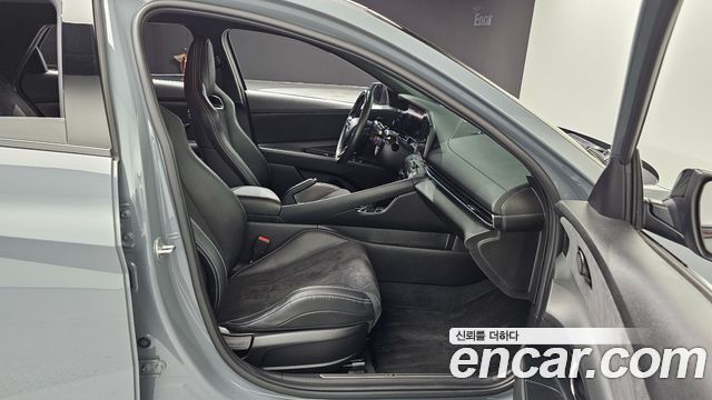 Hyundai AVANTE 2022 — photo 16