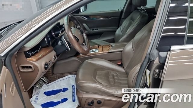 Maserati Quattroporte 2016 — photo 10
