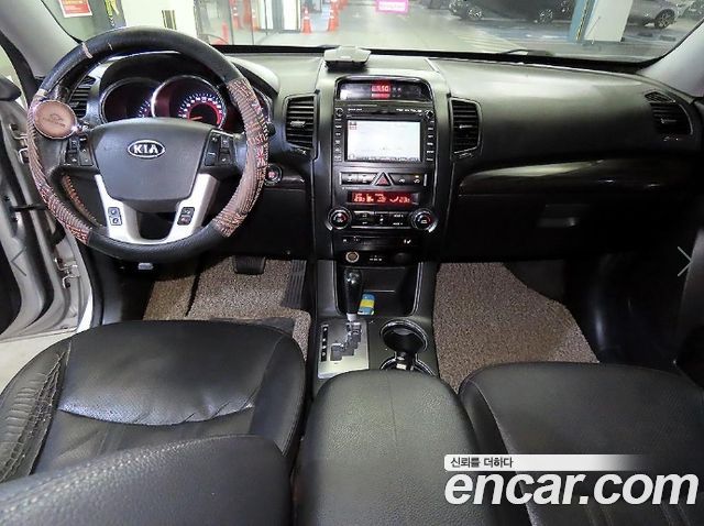 Kia Sorento 2012 — photo 10